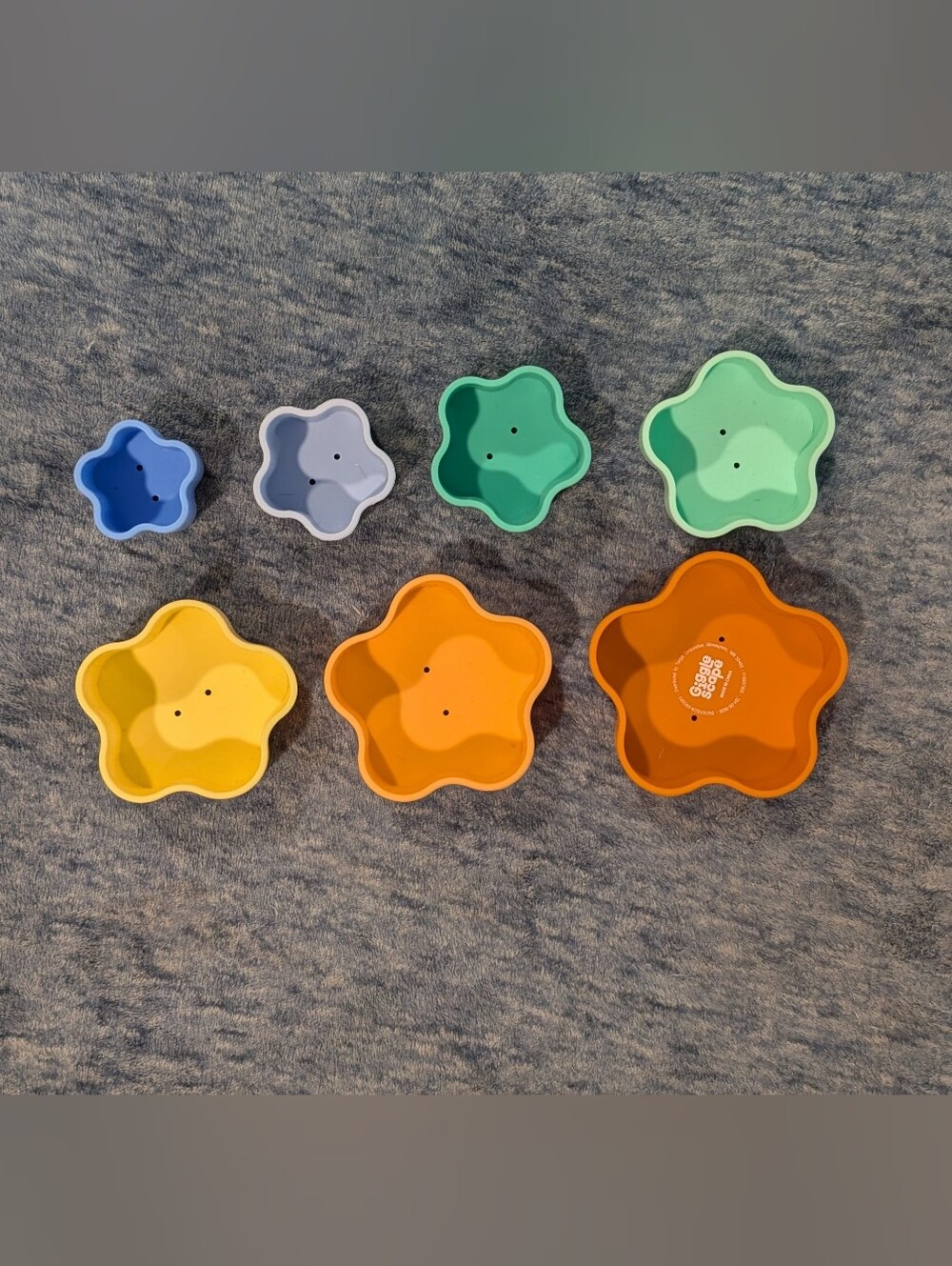 Giggle Scape Flower Nesting Cups - Picture 3 of 4